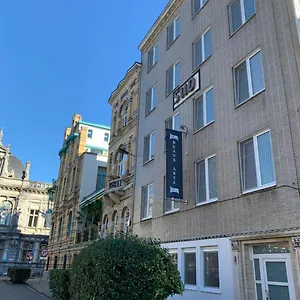 Hotel Beaux Arts **
