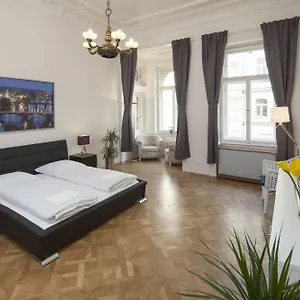 Lägenhetshotell Capital, Prag