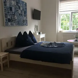 apartman-nad-imperialem.karlovyvary-hotels.com/