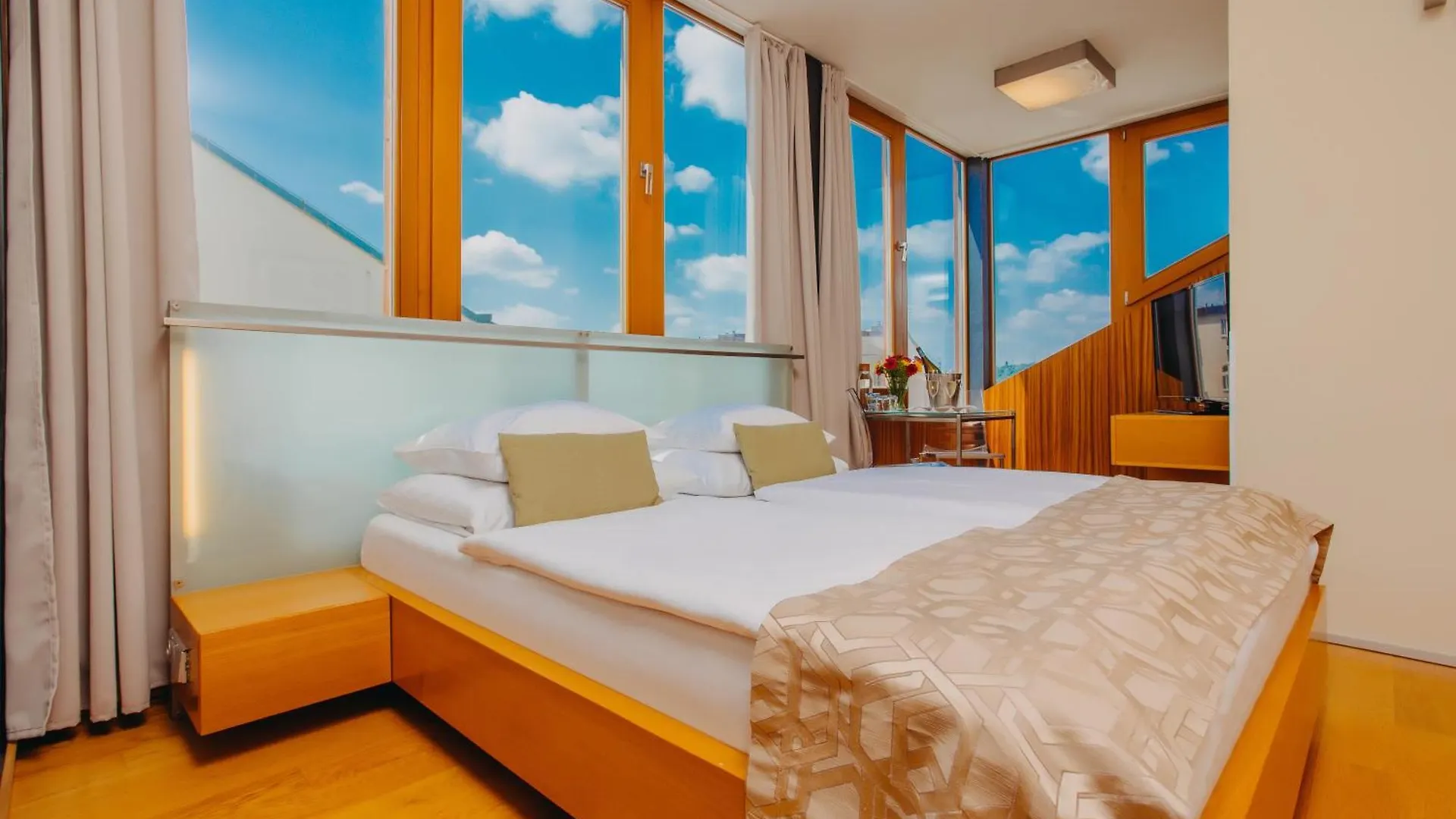 Wenceslas Square Hotel - Czech Leading Hotels Prague